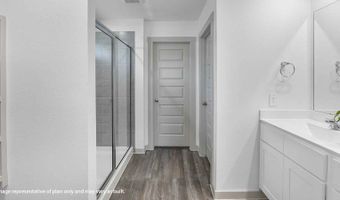 311 Robin St, Angleton, TX 77515