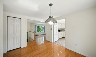 30 Lakeshore Dr, Alloway, NJ 07422