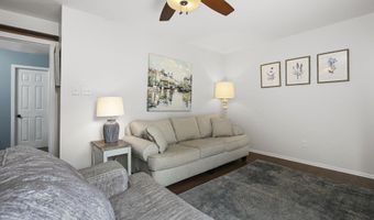 559 CABOT Dr, Hockessin, DE 19707