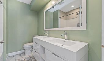 1021 Fremont St, Anoka, MN 55303