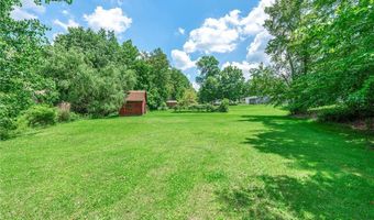 794 Robinhood Dr, Aurora, OH 44202