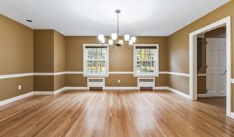 60 Wedgewood Rd, Auburn, ME 04210