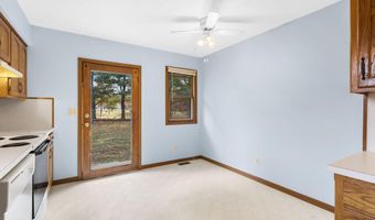 1006 Baretta Ct, Aurora, MO 65605