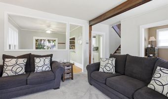 1126 W HARRIS St, Appleton, WI 54914