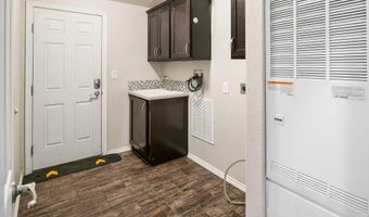 525 W El Norte Pkwy 214, Escondido, CA 92026
