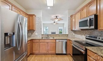 103 Travertine Cir, Savannah, GA 31419
