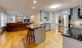 11 Lexington Rd, Avon, CT 06001