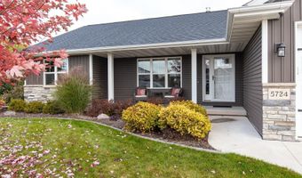W5724 JOCHMANN Drive, Appleton, WI 54915