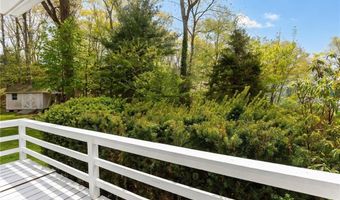 352 Lafayette Rd, North Kingstown, RI 02852