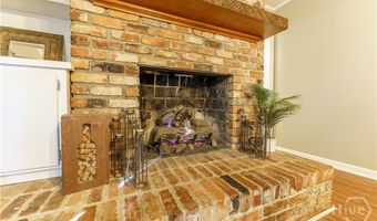 759 Riverhill Dr, Athens, GA 30606