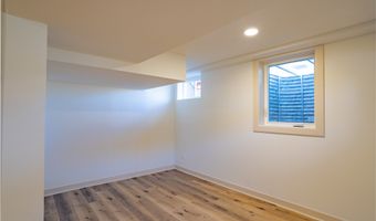 1316 Orchard St, Adel, IA 50003