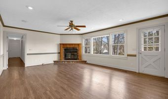 102 Stewart St, Albertville, AL 35950