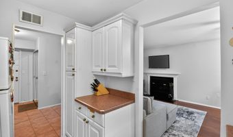 1311 Wellington Pl, Aberdeen, NJ 07747