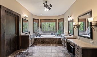 805 Cascades Dr, Aurora, OH 44202