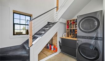 356 W Oak Grove Rd NW, Adairsville, GA 30103