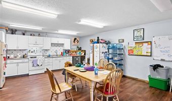 320 7th Ave E, Alexandria, MN 56308