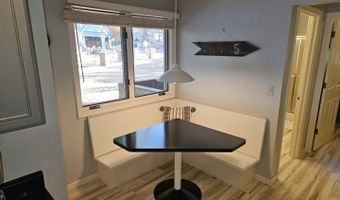 3019 1st St, Arnolds Park, IA 51331
