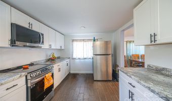 129 Lakeview Dr, Blacksburg, SC 29702