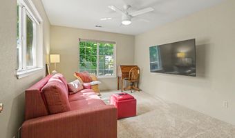 444 Lori Ln, Ashland, OR 97520