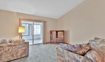 2674 Cutters Grove Cir, Anoka, MN 55303