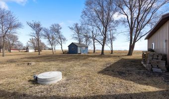 1619 Melgaard Rd, Aberdeen, SD 57401