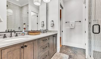114 Sailors Pt, Alexander City, AL 35010