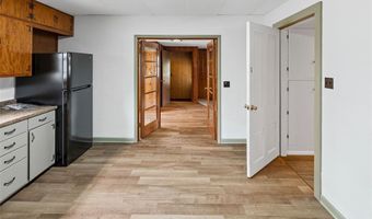 3118 Burton St, Alton, IL 62002