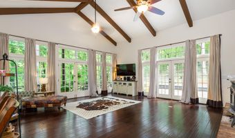 1624 LAKESHORE Dr, Anniston, AL 36207