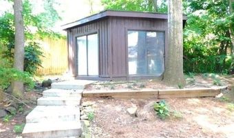 2817 Thornridge Dr, Atlanta, GA 30340