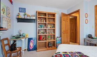 432 County Road 17, Ashley, IN 46705