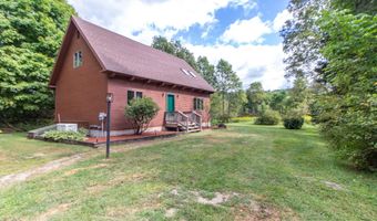 29 Roundy Brook Rd, Burke, VT 05871