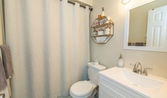 5 Deer Valley Ln 10, Alloway, NJ 07462
