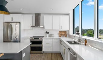 900 N OSCEOLA Ave 601, Clearwater, FL 33755