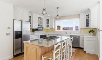 36 Puckerbrush Rd, Campton, NH 03223