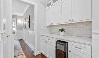 4027 25TH Rd N, Arlington, VA 22207