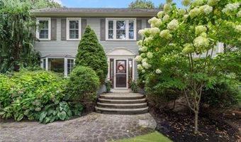 8 Princess Pine Rd, Lincoln, RI 02865