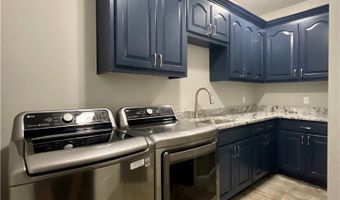 4407 SW Barton St, Bentonville, AR 72713
