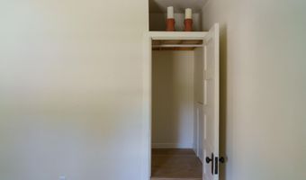 101 W College St, Ash Grove, MO 65604
