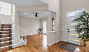29 Tupelo Rd, Bayville, NJ 08721