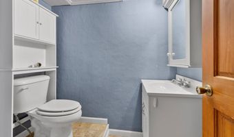 487 Snow Hill Rd, Ballard, WV 24918