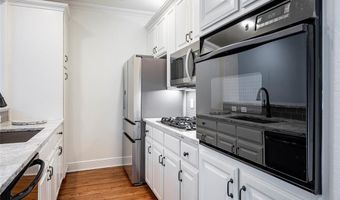 4144 Towne Green Cir, Addison, TX 75001