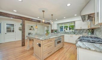7708 Creekwood Ln, Amberley, OH 45237