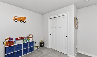 2832 21st St SW, Altoona, IA 50009
