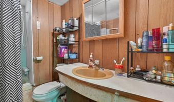 211 Circle Inn Dr, Chubbuck, ID 83202