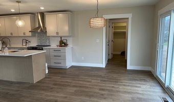 1028 26th St, Allegan, MI 49010