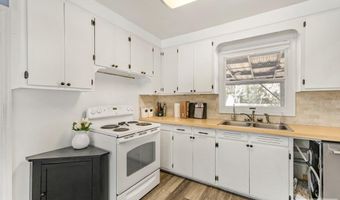 211 Collins St, Blackfoot, ID 83201