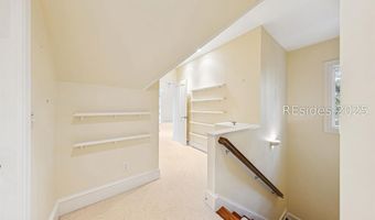 46 Hawthorne Rd, Bluffton, SC 29910