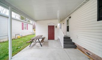 301 Hidden River Dr, Adrian, MI 49221