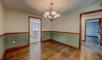12 School House Hl, Burlington, CT 06013