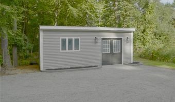 37 Dye Hill Rd, Hopkinton, RI 02832